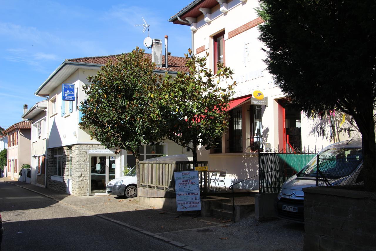 Les Chambres D'Eugenie Poyanne Exterior photo